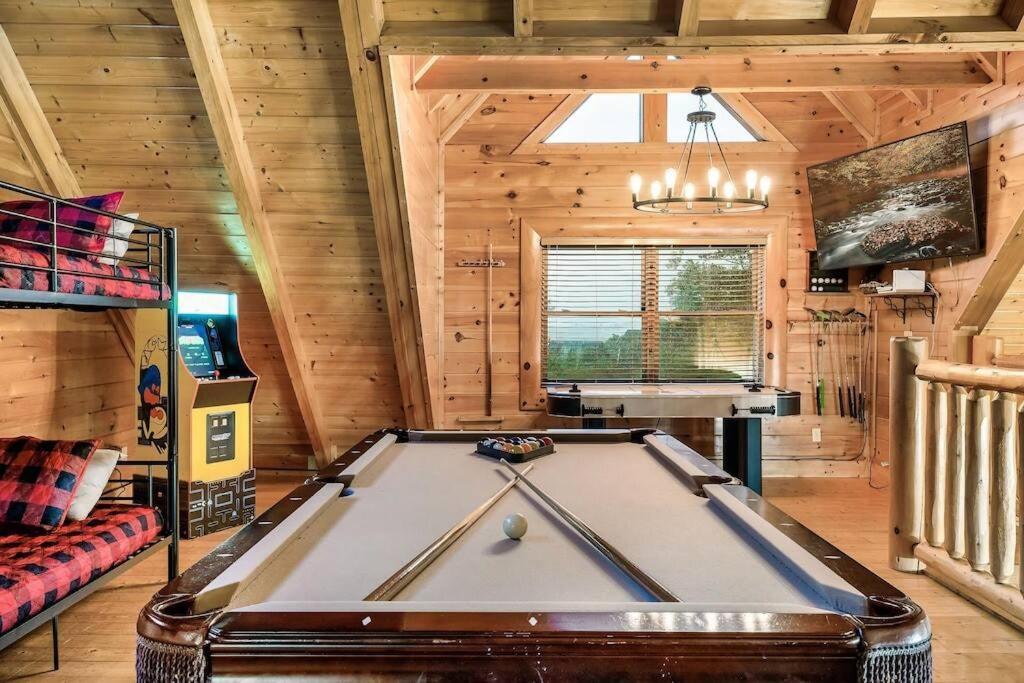 Cabin-N-Smokys! Indoor Resort Pool Views Hot Tub Game Room Sevierville Esterno foto