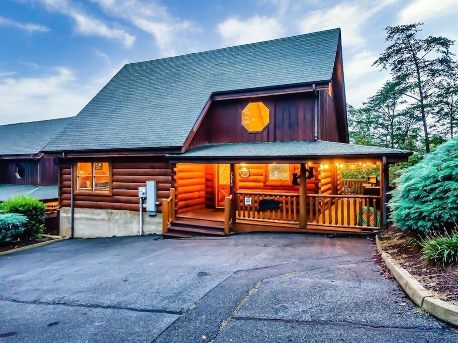 Cabin-N-Smokys! Indoor Resort Pool Views Hot Tub Game Room Sevierville Esterno foto