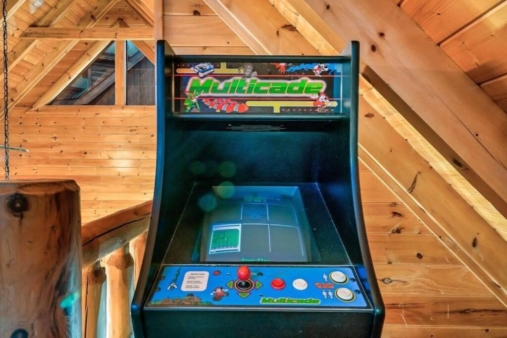 Cabin-N-Smokys! Indoor Resort Pool Views Hot Tub Game Room Sevierville Esterno foto
