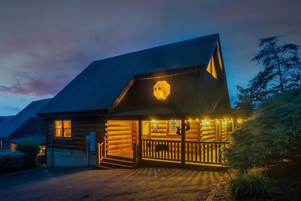 Cabin-N-Smokys! Indoor Resort Pool Views Hot Tub Game Room Sevierville Esterno foto