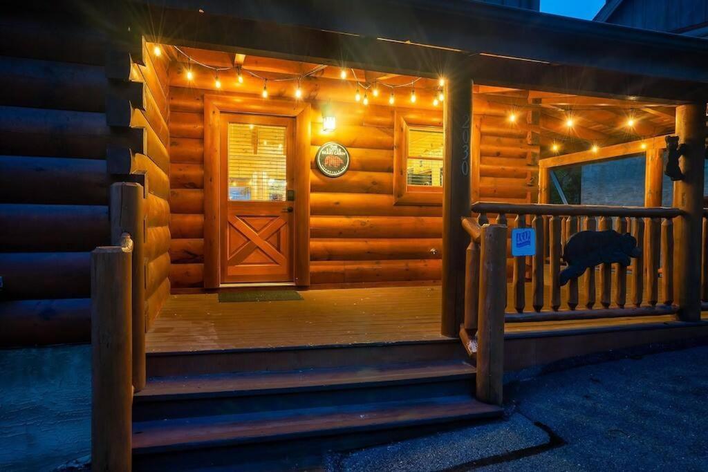 Cabin-N-Smokys! Indoor Resort Pool Views Hot Tub Game Room Sevierville Esterno foto