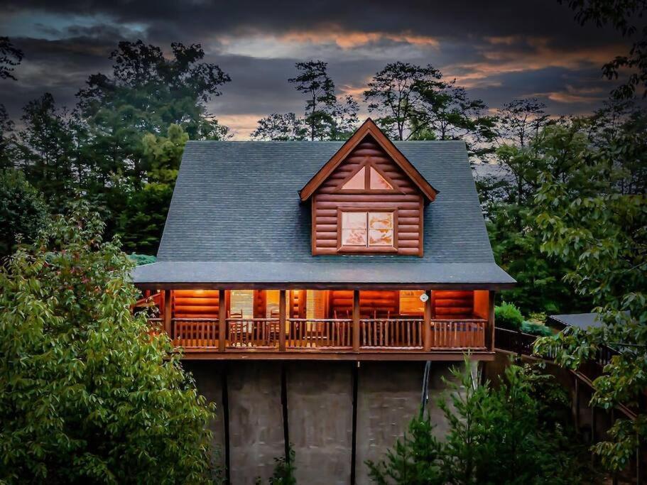 Cabin-N-Smokys! Indoor Resort Pool Views Hot Tub Game Room Sevierville Esterno foto