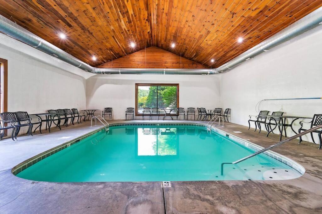 Cabin-N-Smokys! Indoor Resort Pool Views Hot Tub Game Room Sevierville Esterno foto